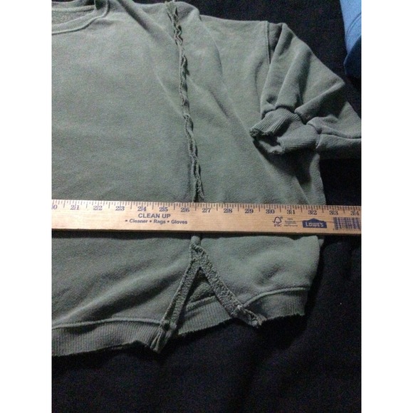 We The Free Distressed Sweatshirt Green Raw Hem Long Sleeve Casual Women Sz M - Picture 8 of 14